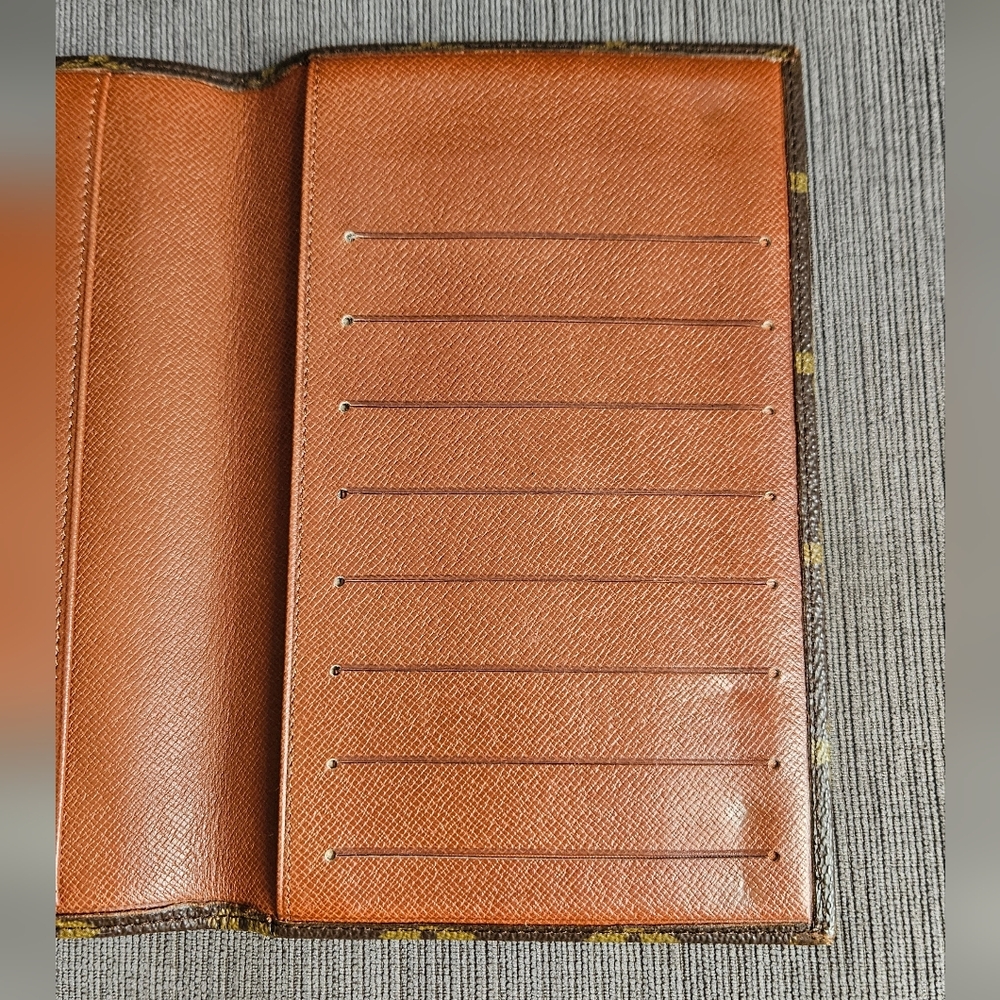 Authentic Louis Vuitton Rare Vintage Trifold Passport Wallet Monogram Clutch - Picture 3 of 16